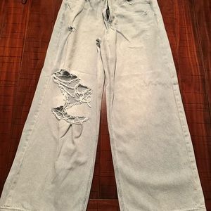 America Eagle Light Blue Distressed Wide-Leg Jeans Size 6R